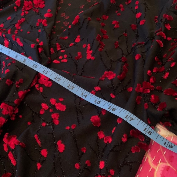 Zara velvet cross over top - Picture 6 of 9